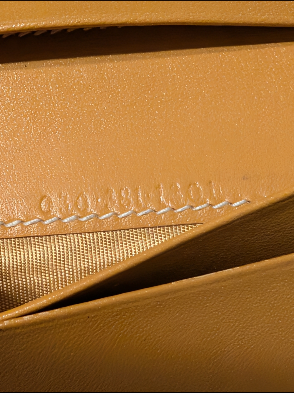 Vintage Gucci 80s Fold Card Holder License Monogram Leather Trim Preloved - Picture 12 of 16